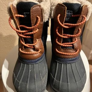 Oshkosh snow boots